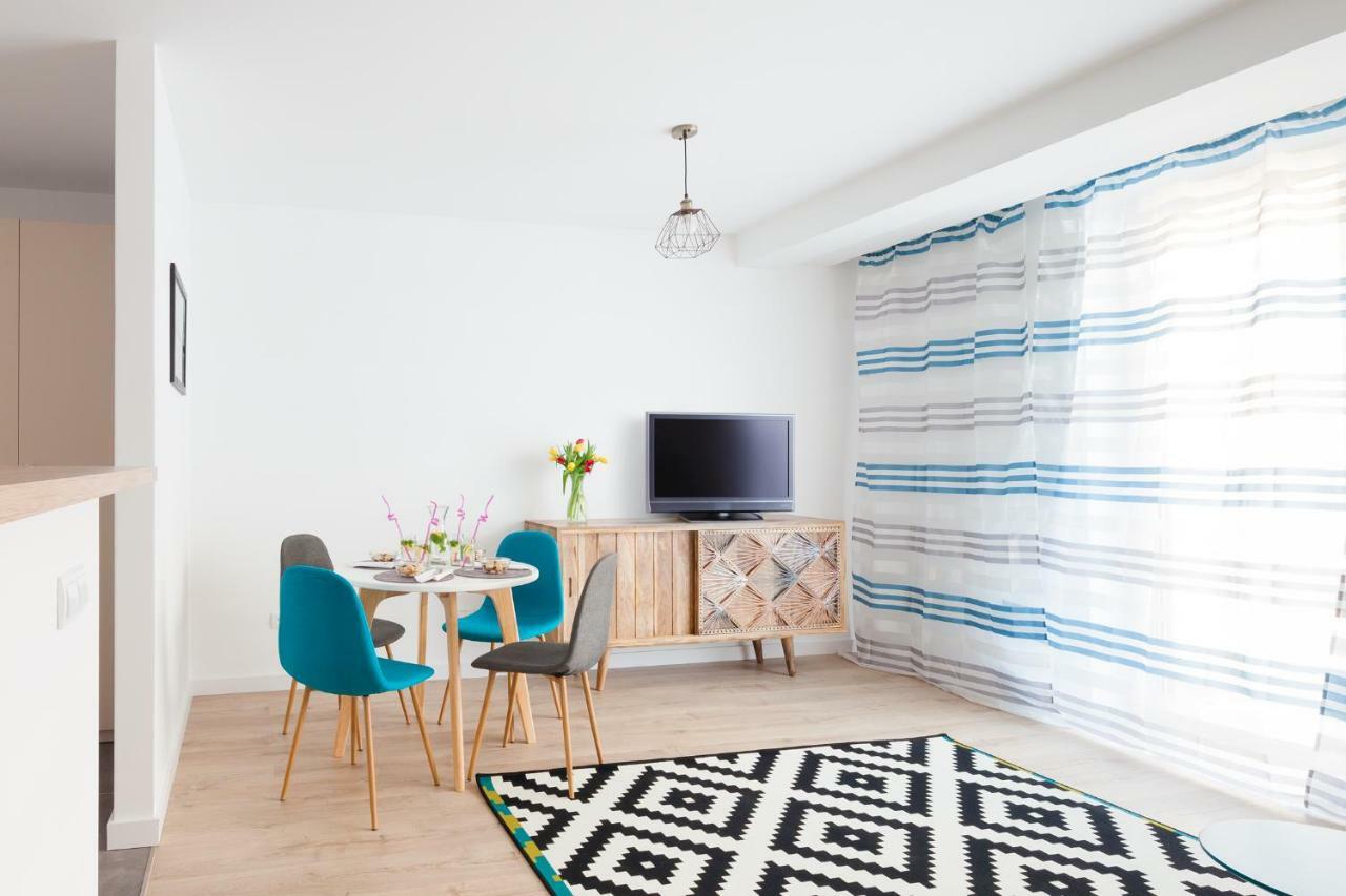 Raval - Light Blue Apartment